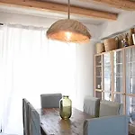 Village Escape House *